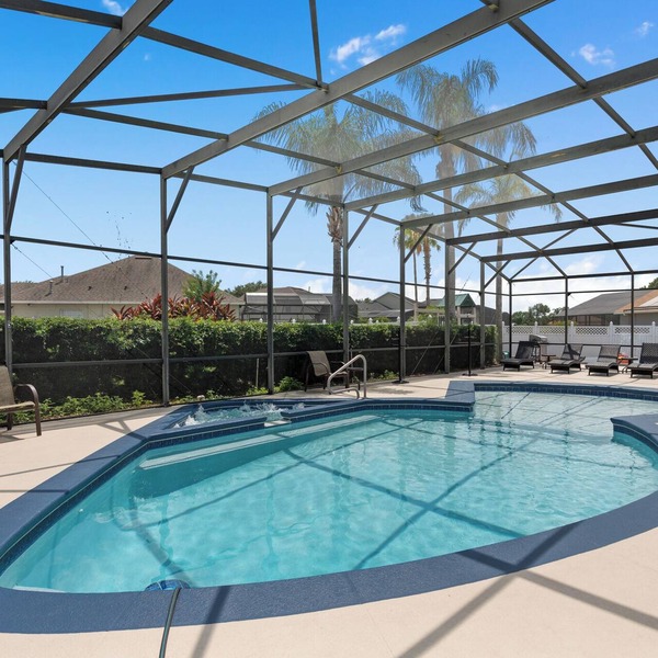 South Facing Pool Hot Tub Themed Rooms Home Theater Swingset Splash Pad BBQ