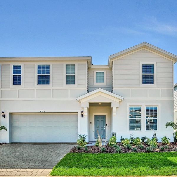 Spacious 10Bed Pool Home with Game Room-4265LA