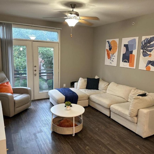 Spacious 1400sf 3bed 2bath Apartment