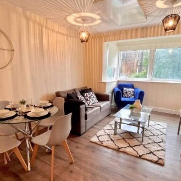 Spacious 2 bedroom Catterick Flat | Free Parking