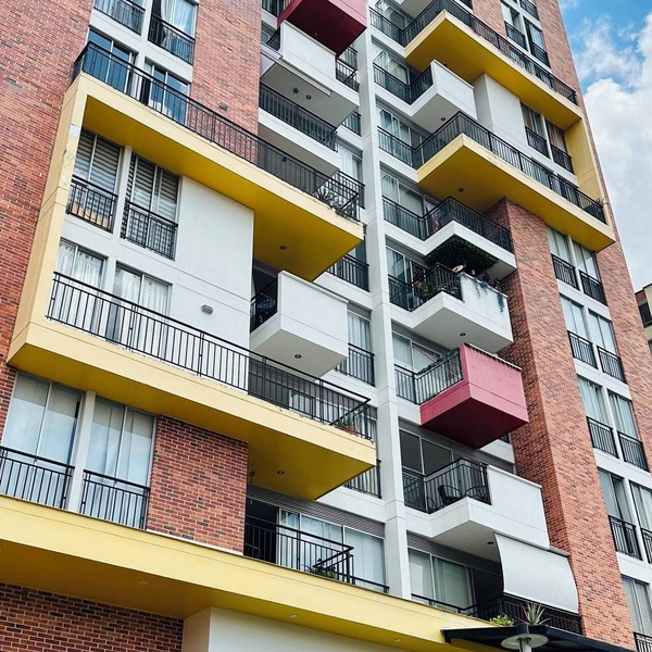 Spacious 3-bedroom apartment with AC, fitness room in wonderful Floridablanca