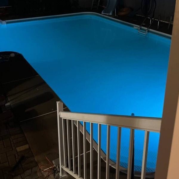 Spacious 3-Bedroom Cottage with Pool & Hot Tub