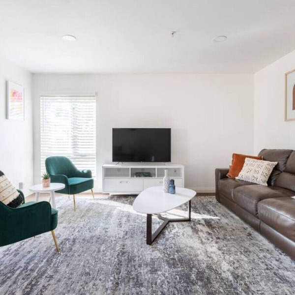 Spacious 3 beroom 2 bath near DT Alhambra +EV Charger