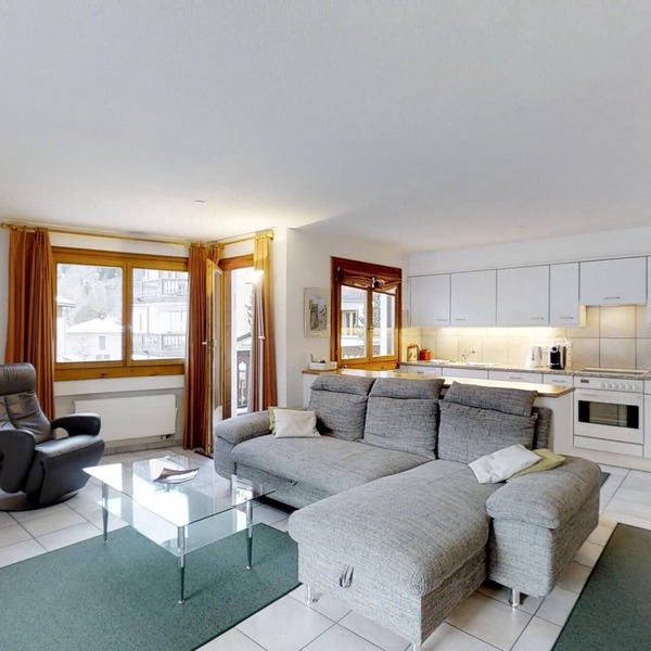 Spacious 3½-room apartment on the second floor, ca.