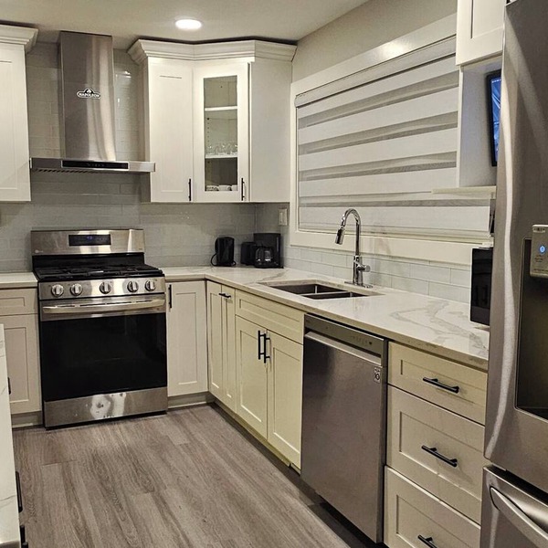 Spacious 3BR Home in Maple Ridge