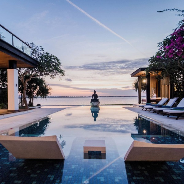 Spacious 4-bedroom villa by the sea in Benoa bay - Nusa Dua