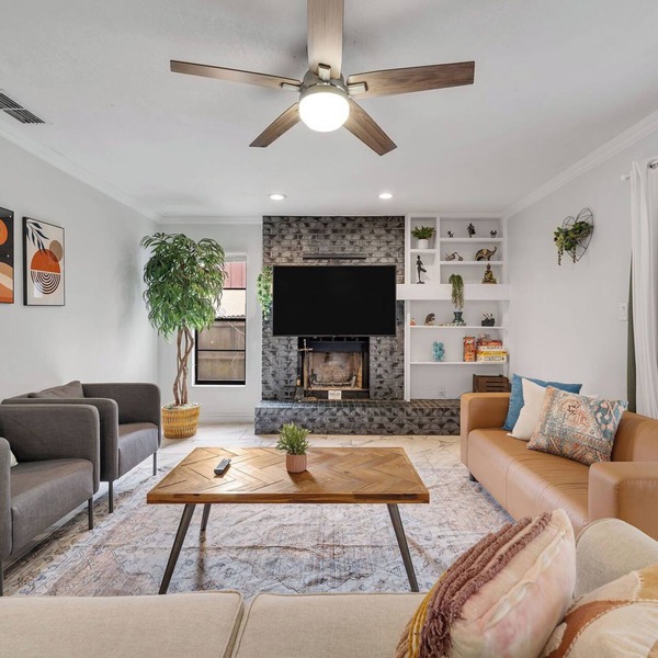 Spacious 4BR/3BA~Espresso machine~Backyard~Grill!