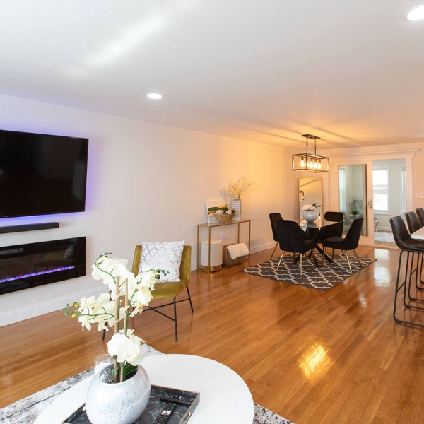 Spacious 4BR with Modern Amenities – Family-Friendly