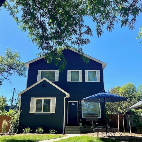 Spacious 5 bed/4 bath in Gorgeous Park Hill
