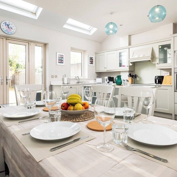 Spacious 5-Bed Coastal Retreat with Parking & Garden Near Dublin City