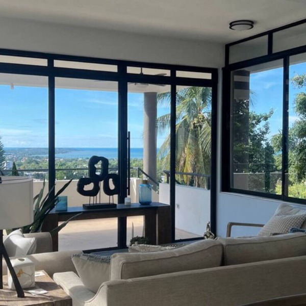 Spacious 5-bedroom house in amazing Mayagüez with amazing ocean views!