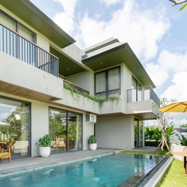 Spacious, 5BR Villa with a Rice Field View in Ubud