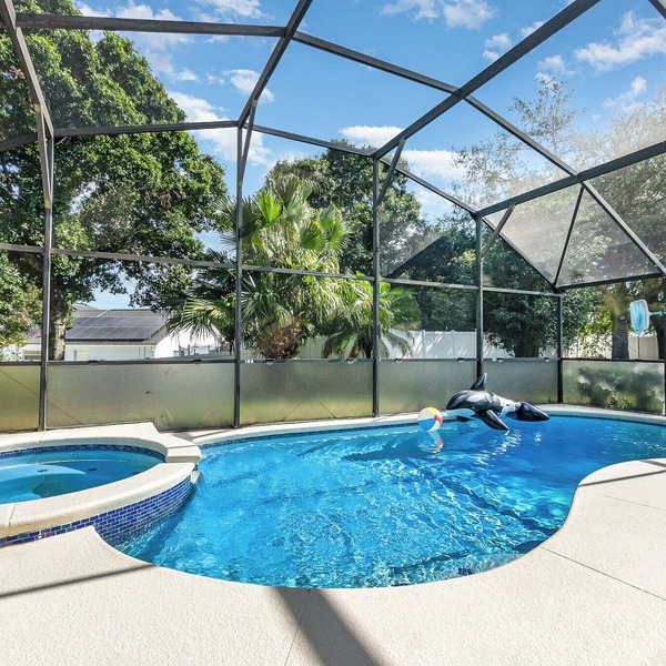 Spacious 5BR Villa w/South-Facing Pool, Spa & Game Room Near Disney