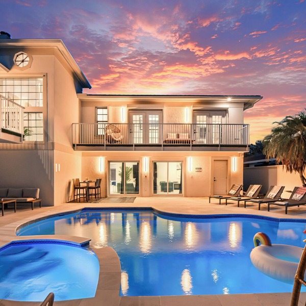 Spacious 6BR Villa w/Heated Pool in Pompano Beach