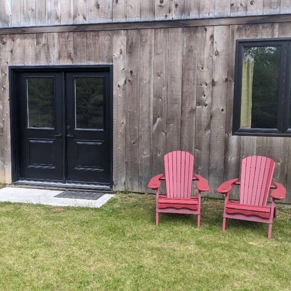 Spacious apartment on homestead; Experience sustainable living