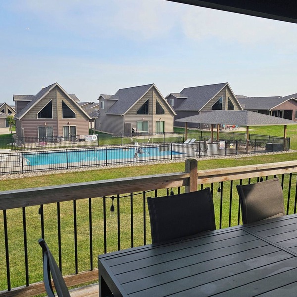 Spacious Bridges Bay Poolside Getaway Cabin #220