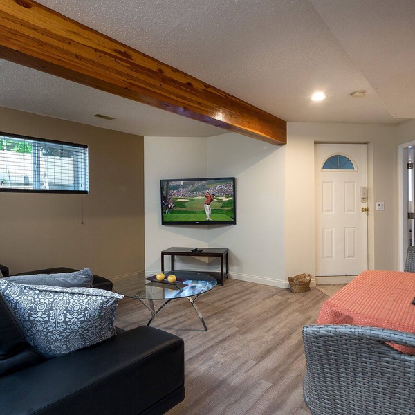 Spacious Bright Suite Licence 4087948