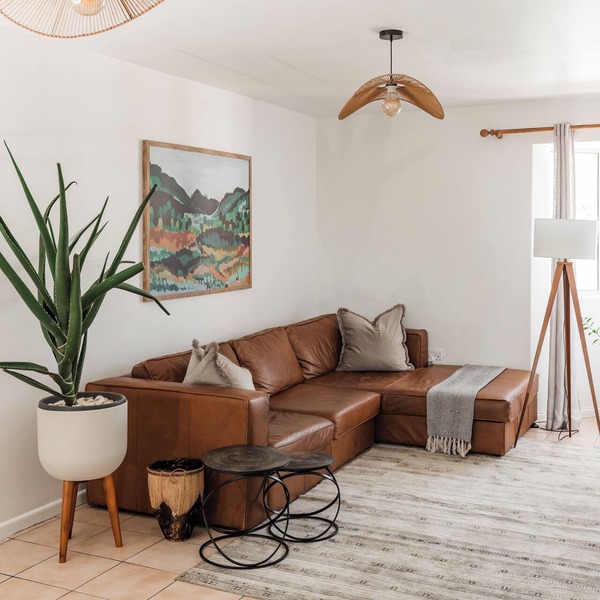 Spacious Central Apartment