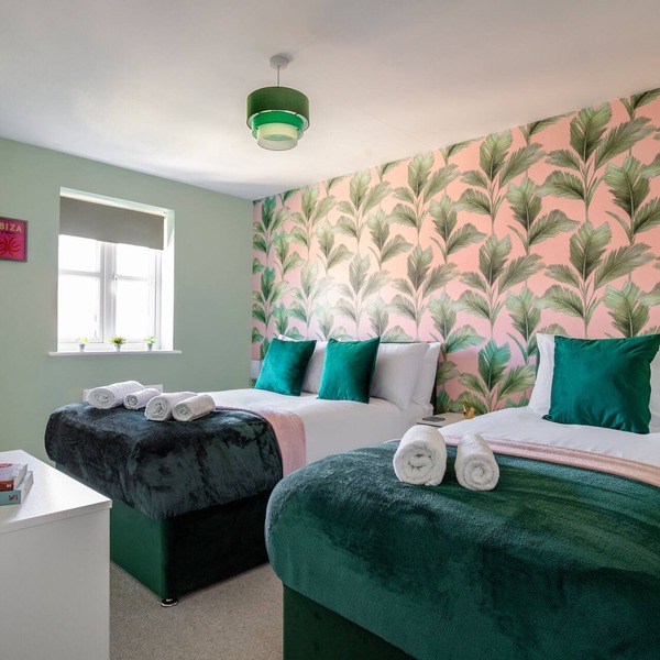 Spacious Comfortable 4-bedroom house in Bishop's Stortford near Stansted Airport