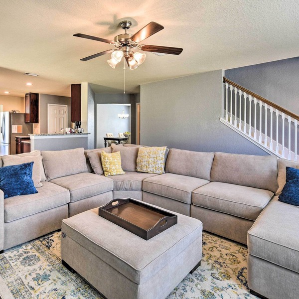 Spacious Conroe Home - 6 Mi to The Woodlands!
