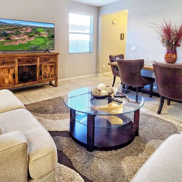 Spacious Desert Suite - Minutes to Phoenix Fun - Pet Friendly!