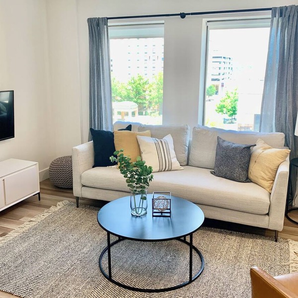 Spacious Designer Apartment Downtown Tulsa-Gym Access