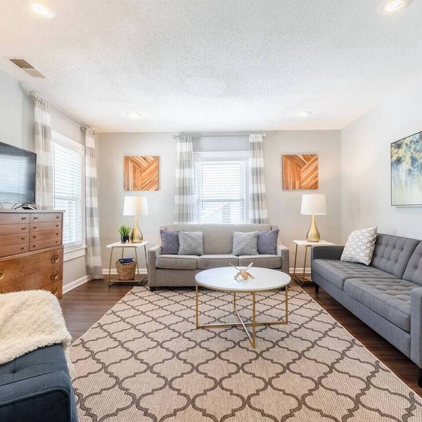 Spacious Duplex | 2 Bedroom | Near KU Medical | 18