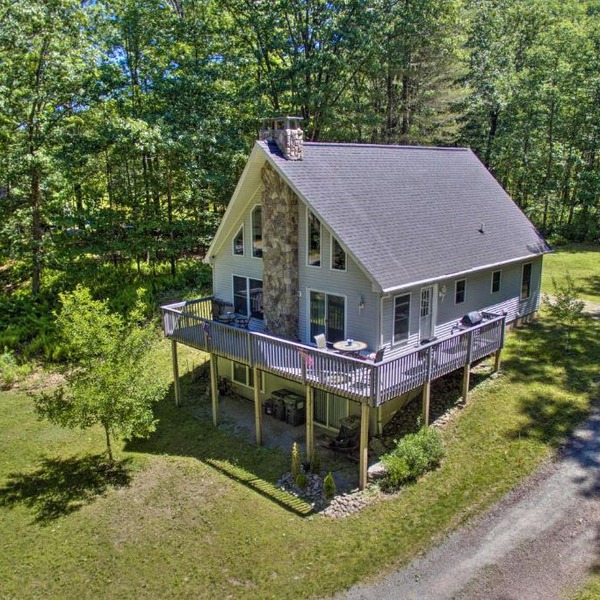 Spacious Home w/Deck, Grill & Delaware River View