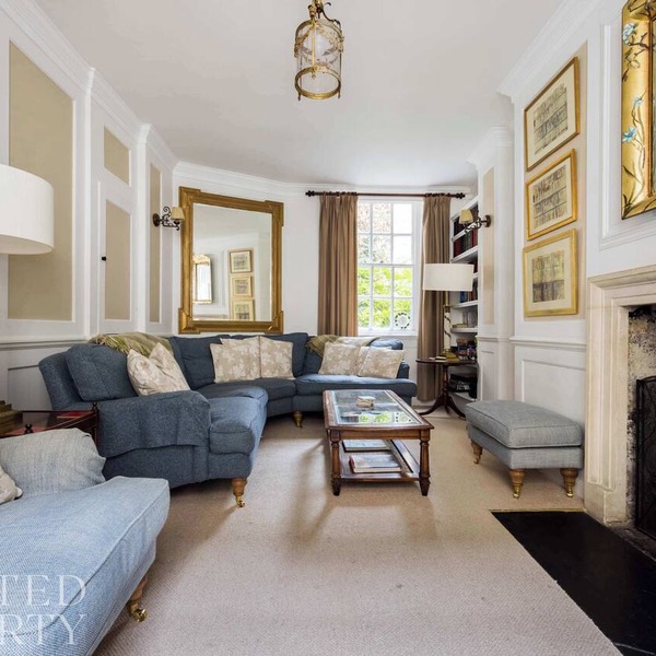Spacious & Homely Georgian Town House Central Bath
