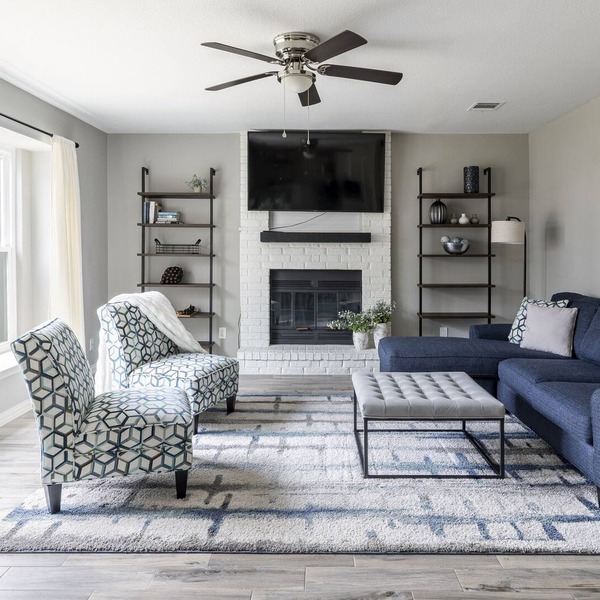 Spacious House @ the Domain - relax in the spa! Group Stay.