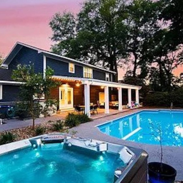 Spacious James Island 4br/3.5ba House with Pool!