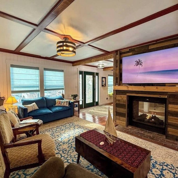 Spacious Kennebunk home with access to a pool, sauna, and outdoor balcony