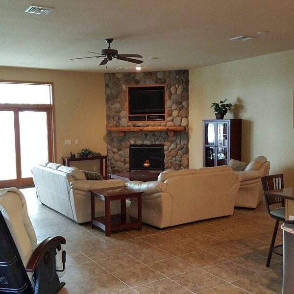 Spacious Lakefront Townhome on Castle Rock Lake!