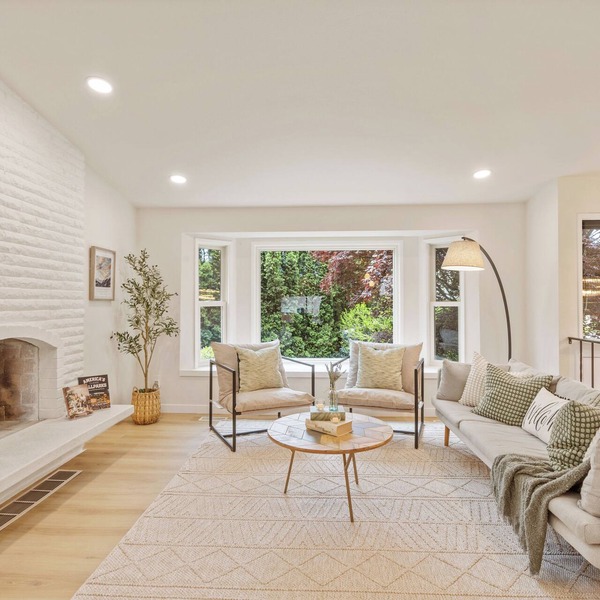 Spacious Modern Retreat w Game Room and Yard