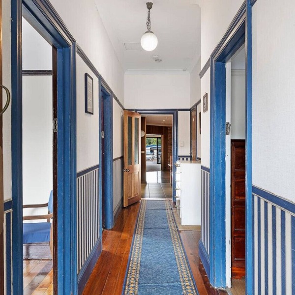Spacious Mountain View Villa in Ryde + Sunset Deck