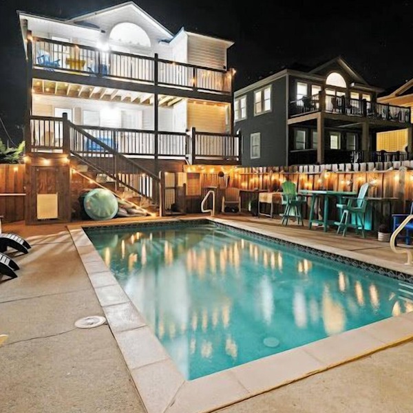 Spacious ocean front house with spectacular views in Nags Head with Elevator