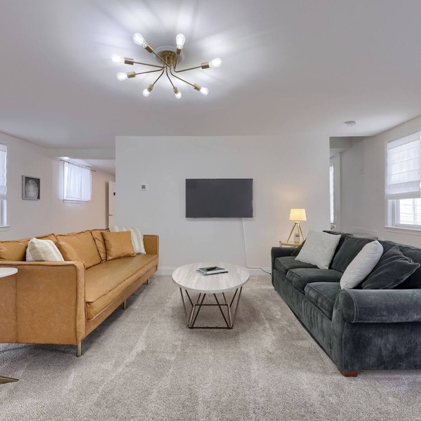 Spacious & Quiet 4 BD - Large Yard + Fire Pit