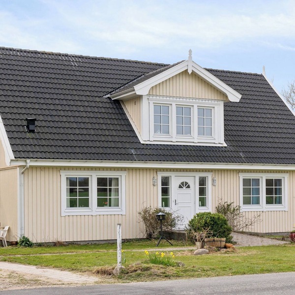 Spacious villa in the countryside near the beach