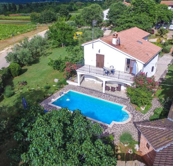 Spacious Villa Lanima - peaceful location