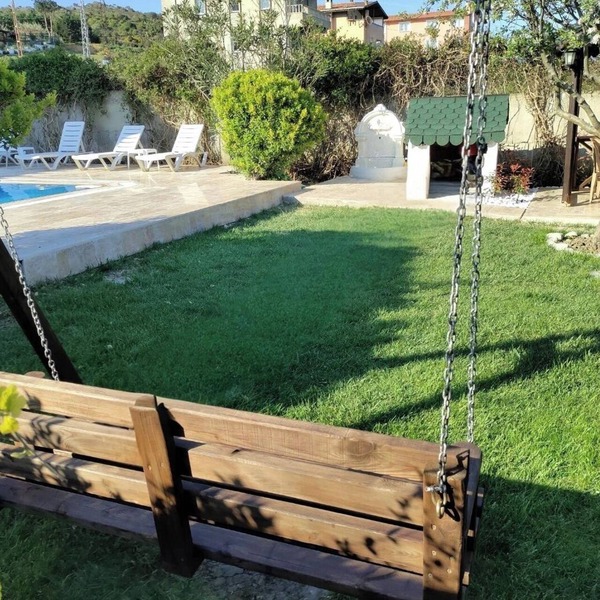 Spacious Villa with a Heated Pool, Jacuzzi, 200 meter from the beach