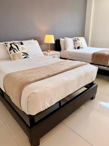 SPECIAL Beautiful Modern Beach Condo