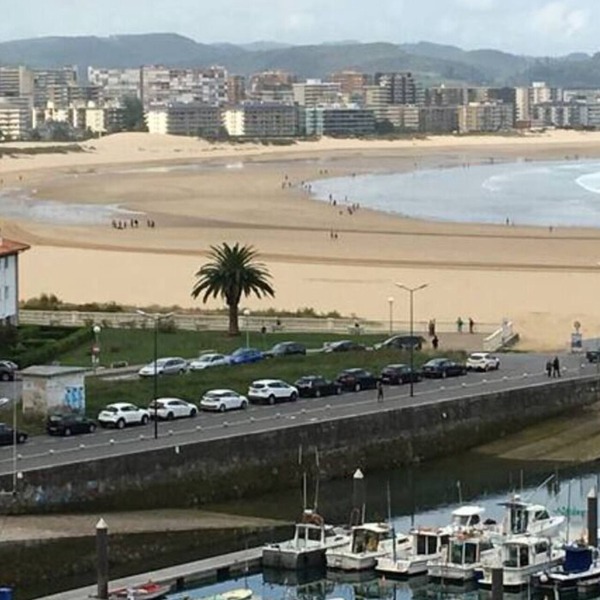 Spectacular brightness in marina, beach and downtown villa