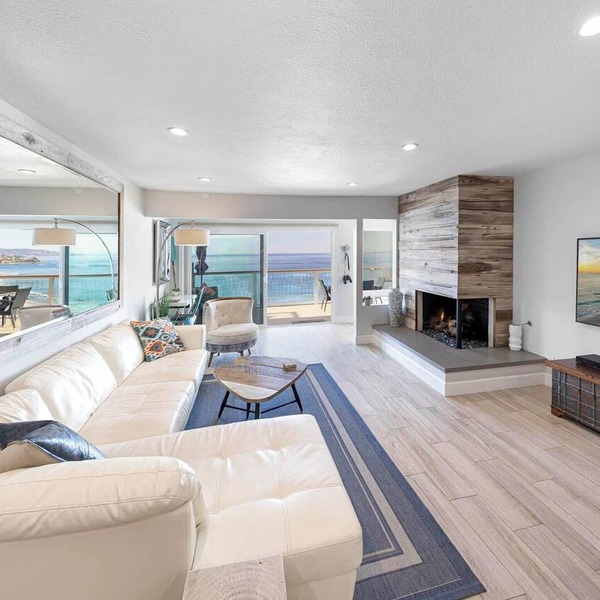 Spectacular Oceanfront - the Best Views in Dana Point !