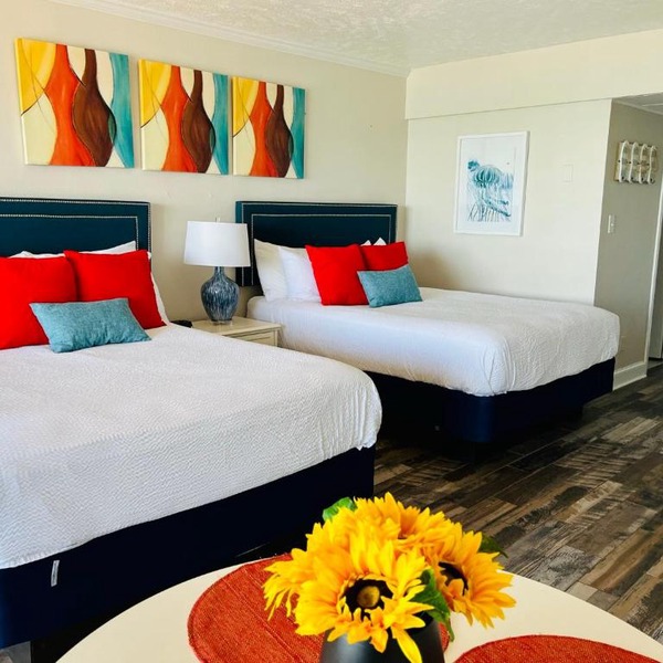 Spectacular Oceanfront Condo/ Recently remodeled/Ocean Reef Resort