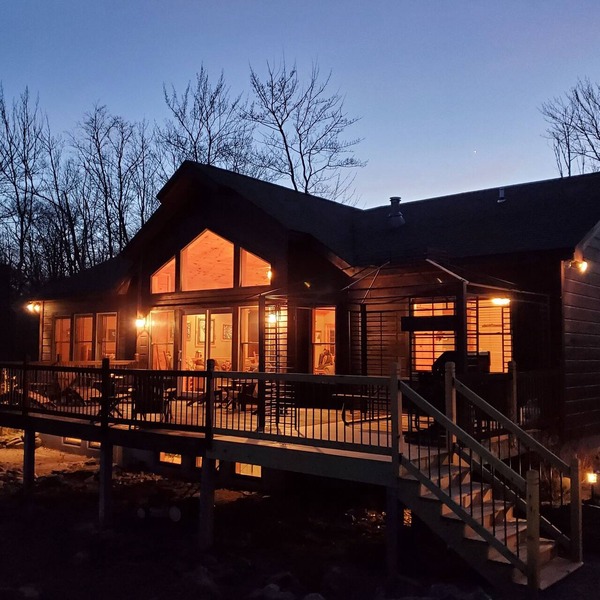 Spectacular Panoramic Views in a Private Setting with ADK 5 Star Accomodations