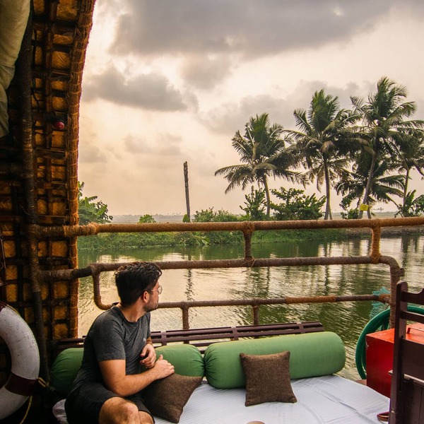 Spice Coast Cruises CGH Earth-Houseboat