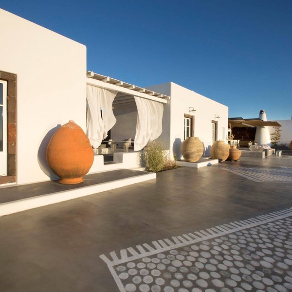 Splendid Santorini Residence | Villa Beatrix | 5 Bedrooms