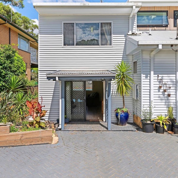 Split level apartment