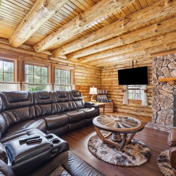 Sprawling Cabin Estate with Hot Tub and Games