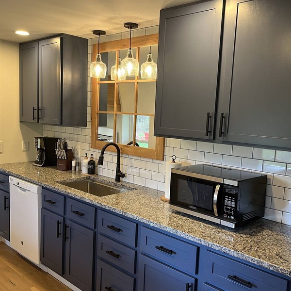 Spring Lodge - Total Renovation, new listing, 20 min to CDP